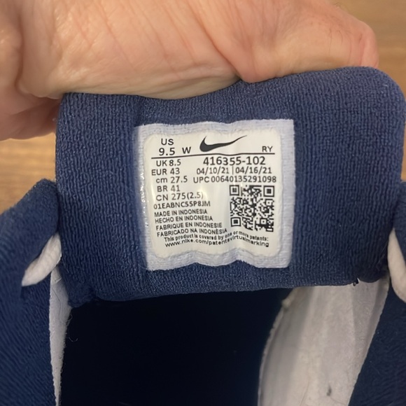 Nike Air Monarch IV Men’s 9.5W 4E white Walking Dad Shoes 416355–102 - Picture 10 of 10